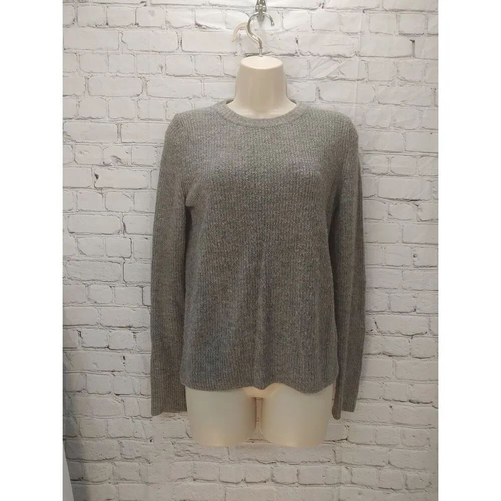 Old Navy Women's Size XS Heather Grey Pullover Sweater
